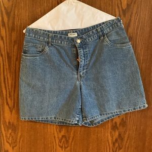 Cherokee Vintage denim short